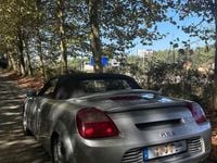 Usado Toyota MR2 141 HP (103 kW) 2000 Cinzento Cabrios