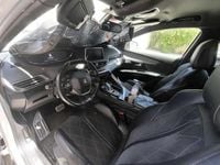 Usado Peugeot 5008 177 HP (130 kW) 2018 Cinzento SUV