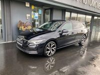 Usado VW Golf VII 150 HP (110 kW) 2020 Preto Carrinha