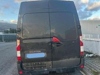 Usado Renault Master 170 HP (125 kW) 2018 Preto Carrinha