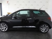 Usado DS Automobiles DS3 Crossback 92 HP (67 kW) 2015 Preto