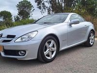 Usado Mercedes SLK200 184 HP (135 kW) 2010 Cinzento Cabrios