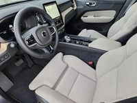 Novo Volvo XC60 Plus 350 HP (257 kW) 2025 Azul SUV