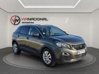 Usado Peugeot 3008 Active 130 HP (95 kW) 2018 Verde SUV