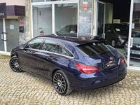 Usado Mercedes CLA180 Shooting Brake 109 HP (80 kW) 2016 Azul Carrinha