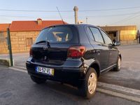 usado Toyota Yaris 1.0 VVTi