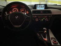 usado BMW 318 d Touring Automática - Como nova!