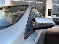 Usado Toyota Auris Hybrid Comfort 136 HP (100 kW) 2013 Cinza Sedan