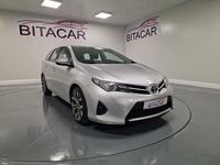 Usado Toyota Auris Active 90 HP (66 kW) 2015 Cinza Carrinha