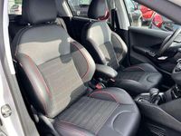 Usado Peugeot 208 GT-line 110 HP (80 kW) 2018 Branco Citadino