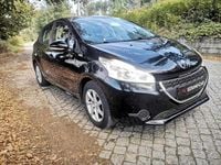 Usado Peugeot 208 Active 68 HP (50 kW) 2014 Preto Citadino