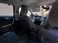 Usado Volvo V60 R-Design 163 HP (119 kW) 2011 Carrinha