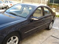 usado Mercedes C220 220 Cdi/ 112E. Mês