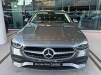 Usado Mercedes C300 313 HP (230 kW) 2024 Cinzento Carrinha