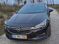 Usado Opel Astra Sport 110 HP (80 kW) 2016 Preto Carrinha