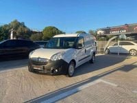 Usado Opel Combo 105 HP (77 kW) 2015 Branco Monovolume