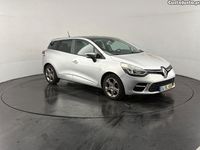 Usado Renault Clio GrandTour 90 HP (66 kW) 2016 Cinza Carrinha
