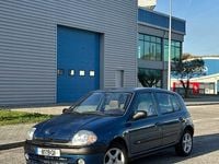 Usado Renault Clio II 2000 Sedan