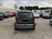 Usado Lancia Musa 70 HP (51 kW) 2007 Cinzento Monovolume