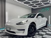 Usado Tesla Model 3 Standard Range 175 kW (238 HP) 2019 Branco Sedan