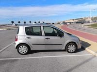 Usado Renault Modus 101 HP (74 kW) 2007 Cinzento Monovolume