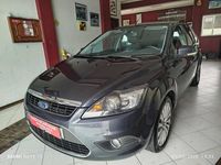 Usado Ford Focus 109 HP (80 kW) 2009 Cinzento