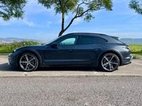 Usado Porsche Taycan Cross Turismo 350 kW (476 HP) 2023 Cinza escuro Sedan
