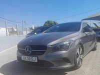 Usado Mercedes CLA200 Shooting Brake 136 HP (100 kW) 2016 Cinza antracite Carrinha
