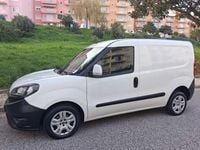 Usado Fiat Doblò 105 HP (77 kW) 2022 Branco Monovolume