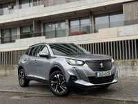 Usado Peugeot 2008 Allure 110 HP (80 kW) 2021 SUV