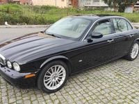 Usado Jaguar XJ 207 HP (152 kW) 2006 Preto Sedan