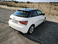 Usado Audi A1 Sport 105 HP (77 kW) 2010 Branco Citadino