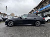 Usado Mercedes C300 AMG line 265 HP (194 kW) 2023 Cinza Sedan