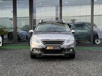 Usado Peugeot 2008 100 HP (73 kW) 2016 Cinzento SUV