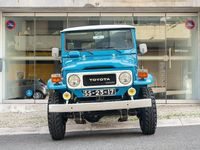 Usado Toyota Land Cruiser 76 HP (55 kW) 1980 Azul SUV