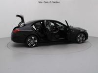Usado Mercedes C300 Avantgarde 326 HP (239 kW) 2025 Preto Sedan
