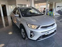 Usado Kia Stonic 84 HP (61 kW) 2025 Cinza SUV