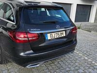 Usado Mercedes C300 306 HP (225 kW) 2019 Preto Carrinha