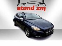 Usado Volvo V40 114 HP (83 kW) 2015 Azul Citadino