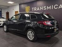 Usado Renault Mégane III 110 HP (80 kW) 2015 Preto Carrinha