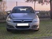 Usado Opel Astra Enjoy 90 HP (66 kW) 2006 Cinza Citadino
