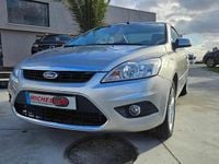 Usado Ford Focus 101 HP (74 kW) 2009 Cinzento Sedan