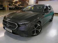 Usado Mercedes E300 Avantgarde 313 HP (230 kW) 2024 Cinza Carrinha