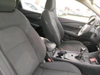 Usado Nissan Qashqai Acenta 140 HP (102 kW) 2023 Cinza SUV