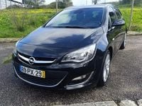 Usado Opel Astra Dynamic 136 HP (100 kW) 2015 Preto Carrinha