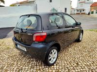 usado Toyota Yaris 1.0 VVT-I 203 mil kms