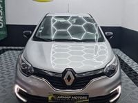 Usado Renault Captur Zen 90 HP (66 kW) 2019 Cinza SUV