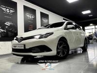 Usado Toyota Auris 90 HP (66 kW) 2015 Branco Citadino