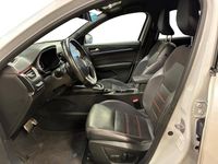 Usado Renault Arkana R.S. 140 HP (102 kW) 2022 Branco SUV