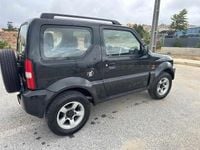 Usado Suzuki Jimny 86 HP (63 kW) 2005 Preto SUV